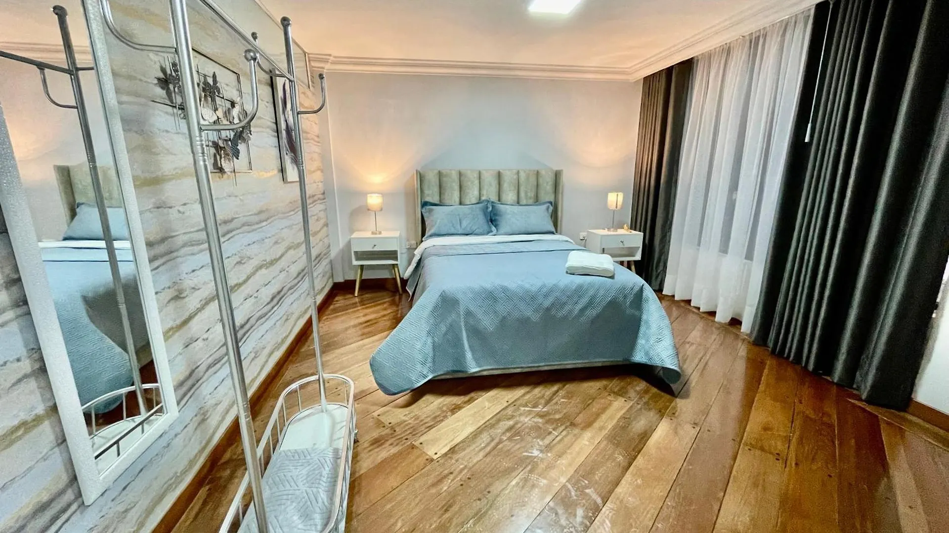 Tefos Room Quito Ecuador